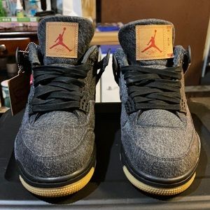 Air Jordan 4 Retro Levi’s